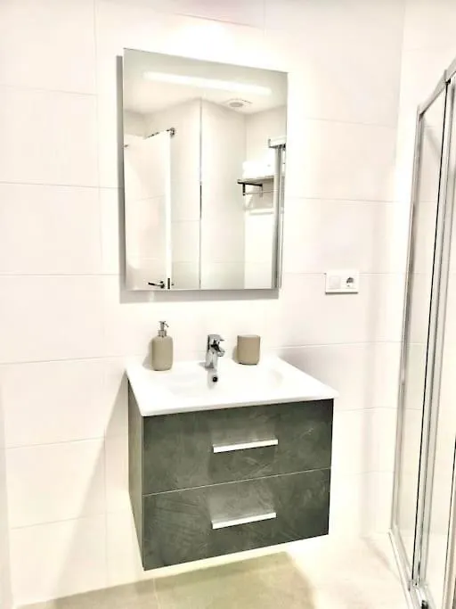 New Studio, Terrace, Parking, And Pool By 10Tosea Fuengirola Apartment