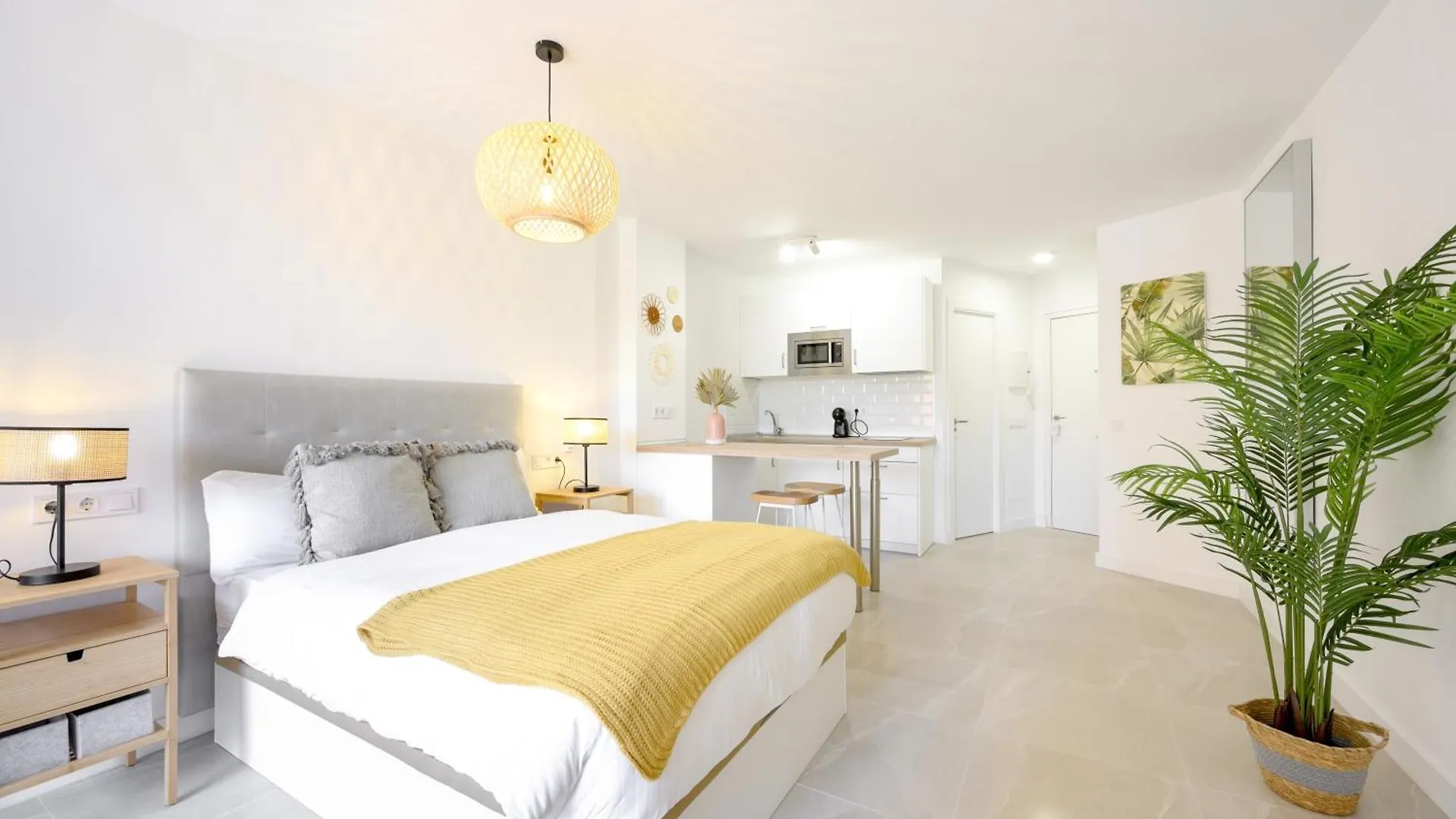 New Studio, Terrace, Parking, And Pool By 10Tosea Fuengirola 0*,